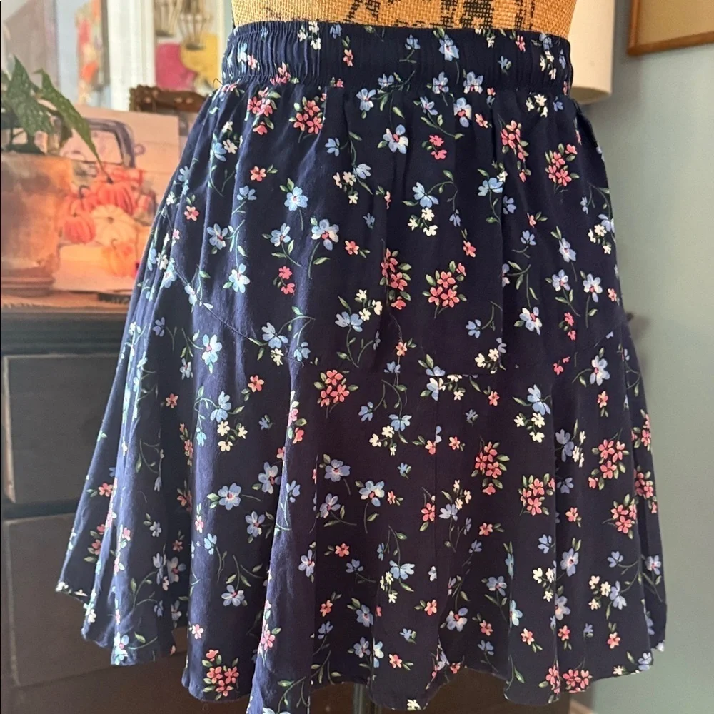 Francesca’s Collection Mi.Ami Navy Multicolored Floral Print A-Line Skirt